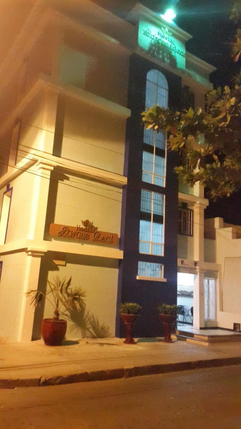 Hotel Marovi Santa Marta  Eksteriør billede