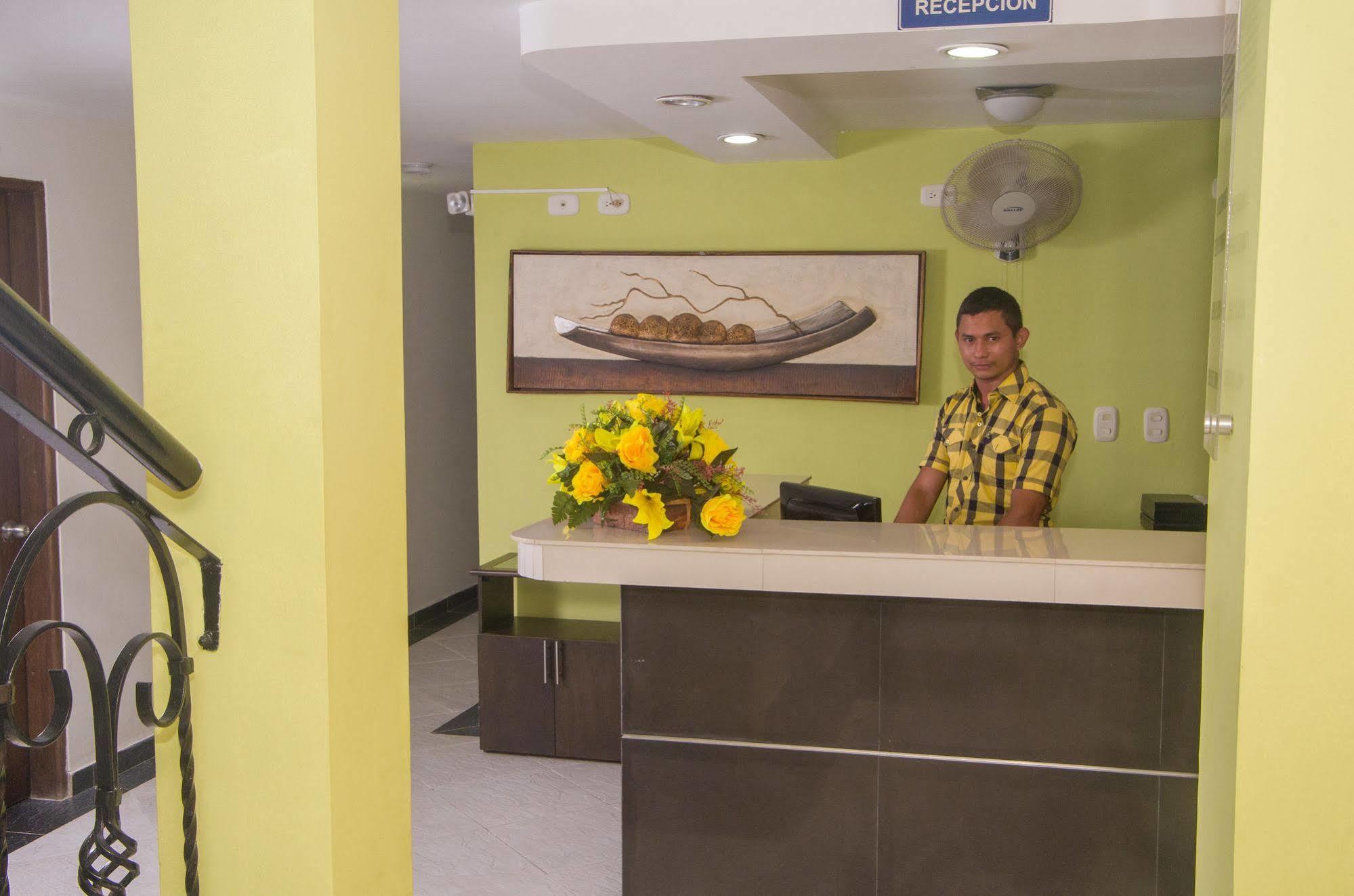 Hotel Marovi Santa Marta  Eksteriør billede